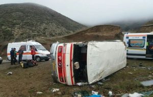 واژگونی مینیبوس در خوش ییلاق ۹ مصدوم برجا گذاشت واژگونی مینیبوس در خوش ییلاق ۹ مصدوم برجا گذاشت
