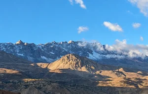 ییلاقات و قلل مرتفع گلستان سفیدپوش می‌شود